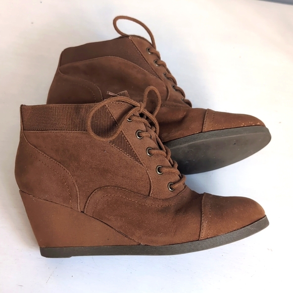 Wedged Bootie - Picture 3 of 4